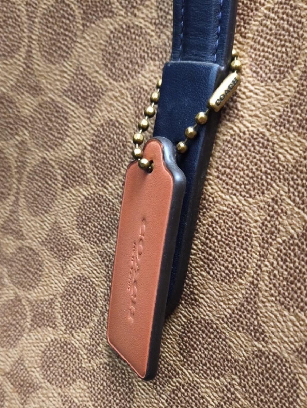 Coach Charlie Carryall In Signature Canvas No. 69481 - Picture 2 of 11